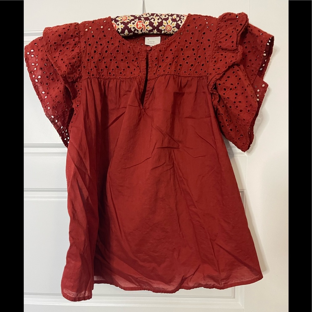 A New Day Rust/Red Flutter Sleeve Keyhole Front - Small